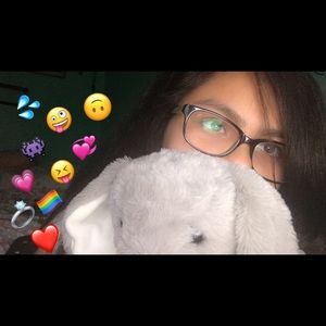 Meet your Posher, Cecilia